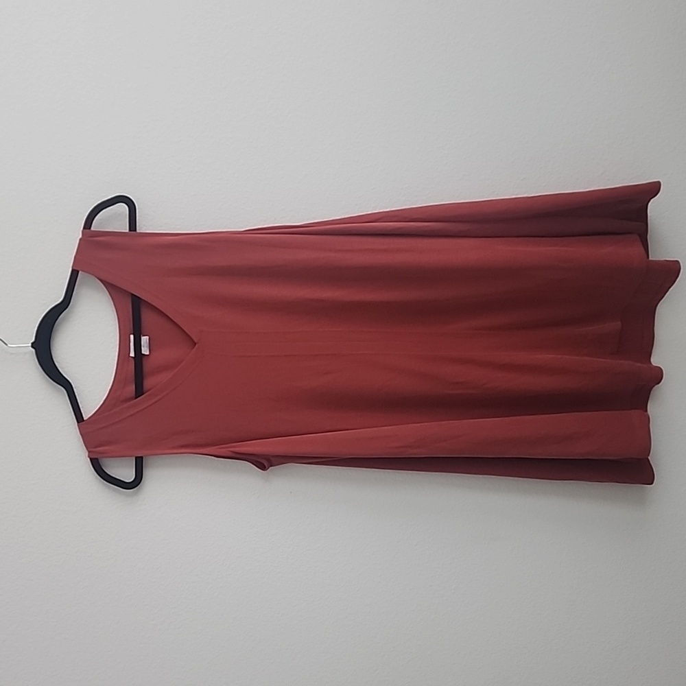 Sleeveless swing dress